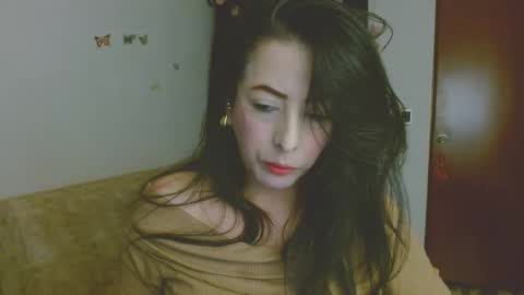 ela_3611 online show from May 12, 2026, 3:47 am