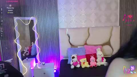 ela_tay1 online show from May 16, 2026, 7:23 pm