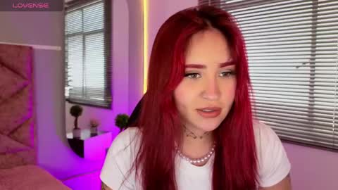 Snapshot of elaia_muller chatting on March 10, 2025, 2:37 pm Elaia online show from March 10, 2025, 2:37 pm