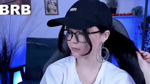 Your sweet girl online show from March 6, 2025, 10:36 pm