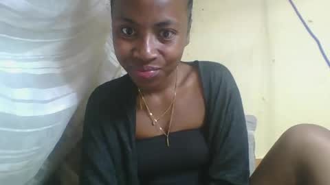 Snapshot of elalia1234 chatting on September 21, 2025, 12:23 am elalia1234 online show from September 21, 2025, 12:23 am