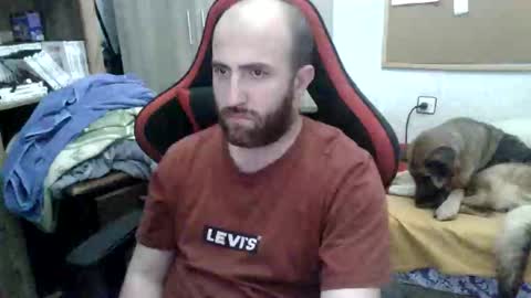 elamordeyuli online show from April 21, 2026, 5:28 pm