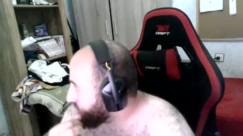 elamordeyuli online show from June 12, 2026, 11:25 pm