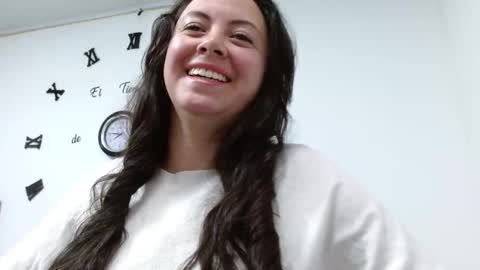 elammurray online show from February 3, 2026, 1:27 pm