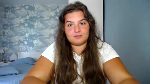 Snapshot of elanis_blair chatting on September 10, 2025, 1:11 pm Elanis online show from September 10, 2025, 1:11 pm