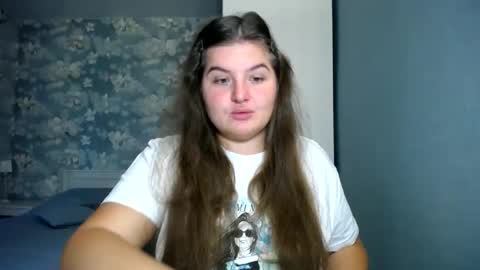 Snapshot of elanis_blair chatting on October 26, 2025, 12:11 pm Elanis online show from October 26, 2025, 12:11 pm