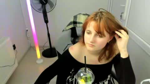 Evie online show from June 11, 2026, 1:20 pm
