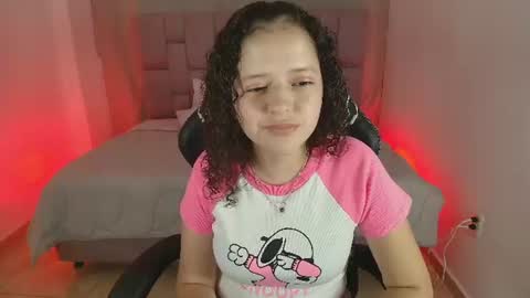 Snapshot of elara_rosee chatting on July 25, 2026, 8:50 pm ELARA online show from July 25, 2026, 8:50 pm