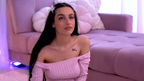 Ela online show from March 3, 2026, 12:11 pm