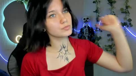 elastikiss online show from May 27, 2026, 1:08 pm