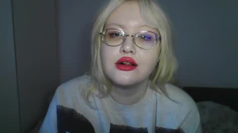 elayne_sweet online show from May 13, 2026, 6:11 am