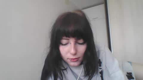 Lia online show from June 1, 2026, 8:05 am