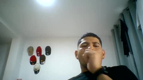 elberjimenes97 online show from May 19, 2026, 12:38 am