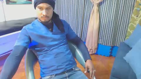 elcaballeroblack online show from October 19, 2025, 4:13 am