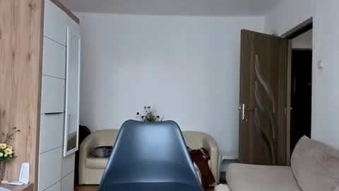 Snapshot of elchapoguzman95 chatting on October 13, 2025, 9:31 am elchapoguzman95 online show from October 13, 2025, 9:31 am