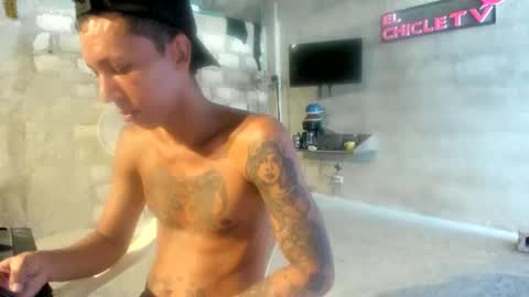 El CHICLE TV - SHOW online show from February 10, 2025, 8:21 pm