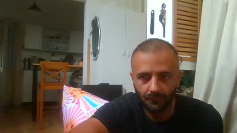 daniel18cmx online show from December 15, 2025, 1:54 am