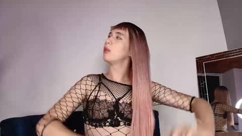 electra_gosselin online show from November 11, 2025, 4:12 am