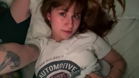 Snapshot of electra_kuznetsova chatting on April 5, 2026, 6:54 am Im Meleena online show from April 5, 2026, 6:54 am
