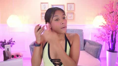 Electra Jones online show from February 5, 2026, 11:37 am