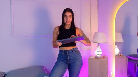 ELECTRA  online show from February 6, 2026, 7:17 pm