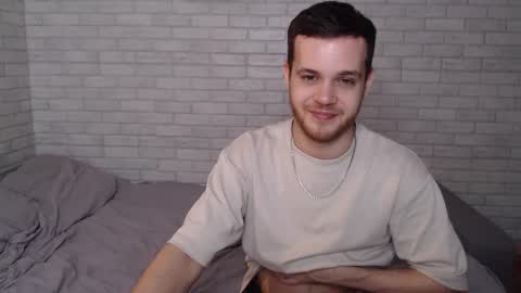 Snapshot of electric_smile chatting on March 1, 2025, 6:11 pm Alex online show from March 1, 2025, 6:11 pm
