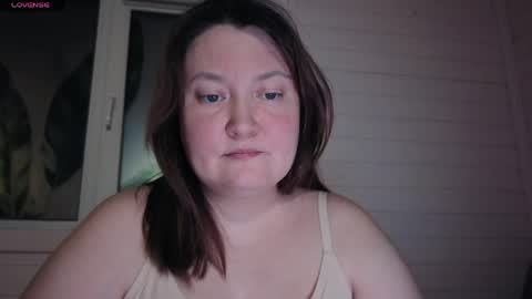 Snapshot of elegant_pleasure chatting on April 6, 2026, 6:42 pm elegant_pleasure online show from April 6, 2026, 6:42 pm