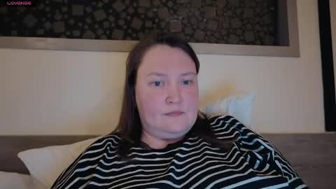 Snapshot of elegant_pleasure chatting on April 15, 2026, 4:14 pm elegant_pleasure online show from April 15, 2026, 4:14 pm