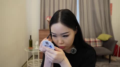 Snapshot of elegant_vibes chatting on November 15, 2025, 7:27 am Jess online show from November 15, 2025, 7:27 am