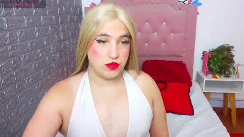 Snapshot of elektra_doll chatting on May 23, 2026, 7:29 pm elektra_doll online show from May 23, 2026, 7:29 pm