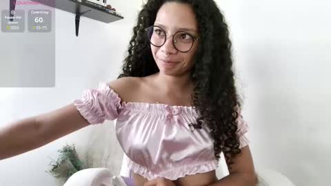 Snapshot of elektra_williams chatting on December 22, 2024, 4:17 am elektra_williams online show from December 22, 2024, 4:17 am