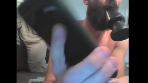 Snapshot of element97111 chatting on November 8, 2025, 6:18 pm Will Randy online show from November 8, 2025, 6:18 pm