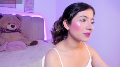 Snapshot of elena_dolce chatting on May 2, 2026, 5:12 am Elena online show from May 2, 2026, 5:12 am