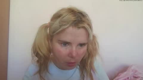 Elena online show from May 29, 2026, 3:10 pm