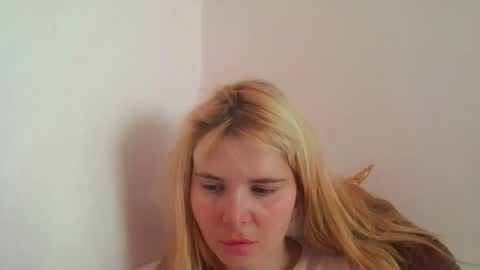Snapshot of elenaflirt chatting on July 19, 2026, 10:08 am Elena online show from July 19, 2026, 10:08 am