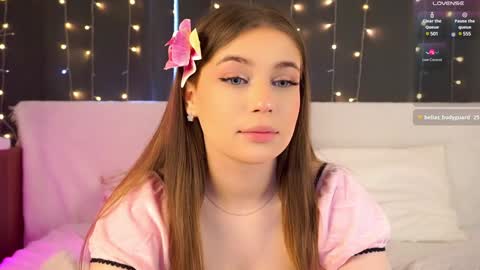 Snapshot of elenefrail chatting on February 5, 2025, 8:21 am Isabella - streaming MondayTuesdayWednesdayFridaySaturdaySunday online show from February 5, 2025, 8:21 am