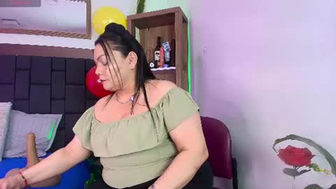 elenna_boobs_ online show from July 9, 2026, 4:05 am