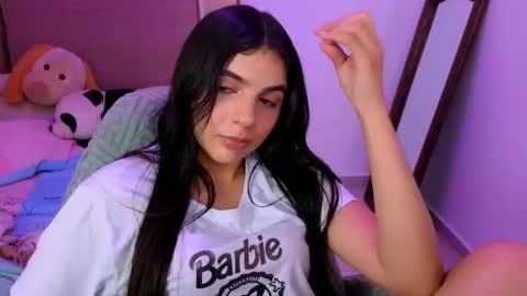 agnes online show from October 30, 2025, 8:09 pm