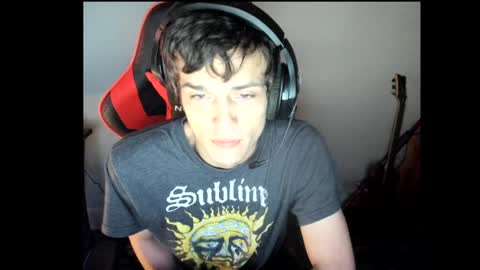 elephantrunkman online show from December 25, 2024, 8:28 pm