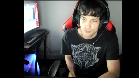 elephantrunkman online show from January 18, 2025, 7:38 am