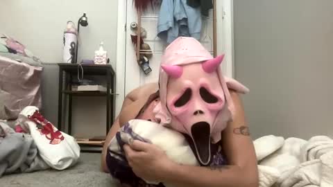 elfspit online show from October 5, 2025, 1:15 am