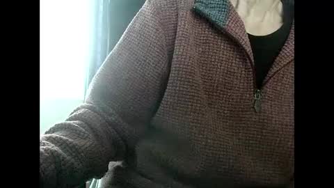 elfyonee online show from December 17, 2024, 9:39 am