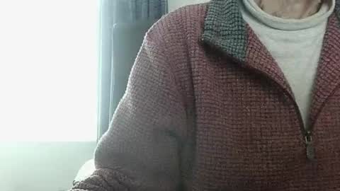 elfyonee online show from January 5, 2025, 9:15 am