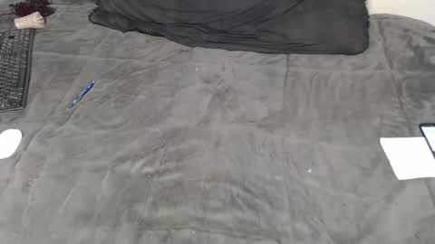 elgsslt online show from February 21, 2025, 2:59 pm