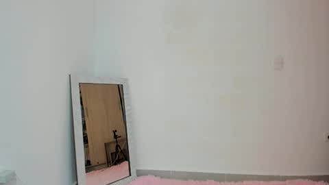 Elizabeth online show from March 10, 2025, 7:40 pm