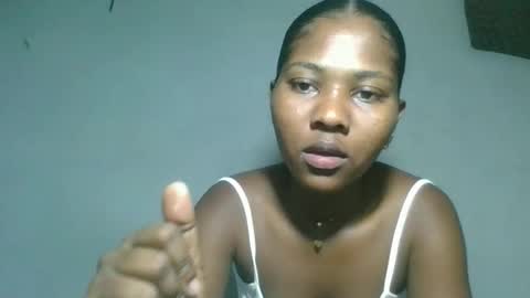 elia011 online show from October 30, 2025, 8:27 am