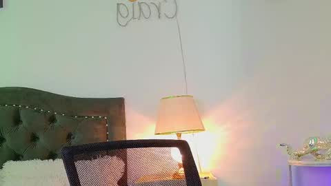 Snapshot of elian_craiggggg chatting on April 30, 2026, 4:46 pm Elian online show from April 30, 2026, 4:46 pm