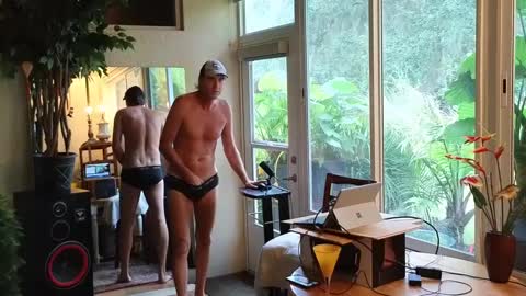 eliberator online show from October 5, 2025, 7:01 pm