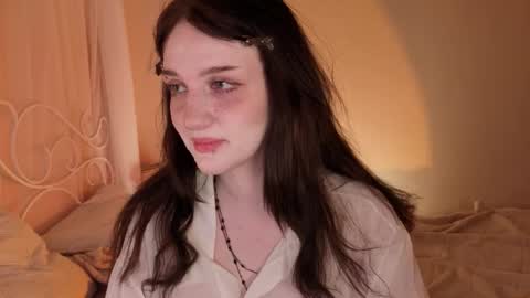 Ellie online show from October 19, 2025, 5:30 am