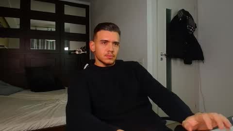 ElijahThorne online show from January 12, 2026, 5:34 am